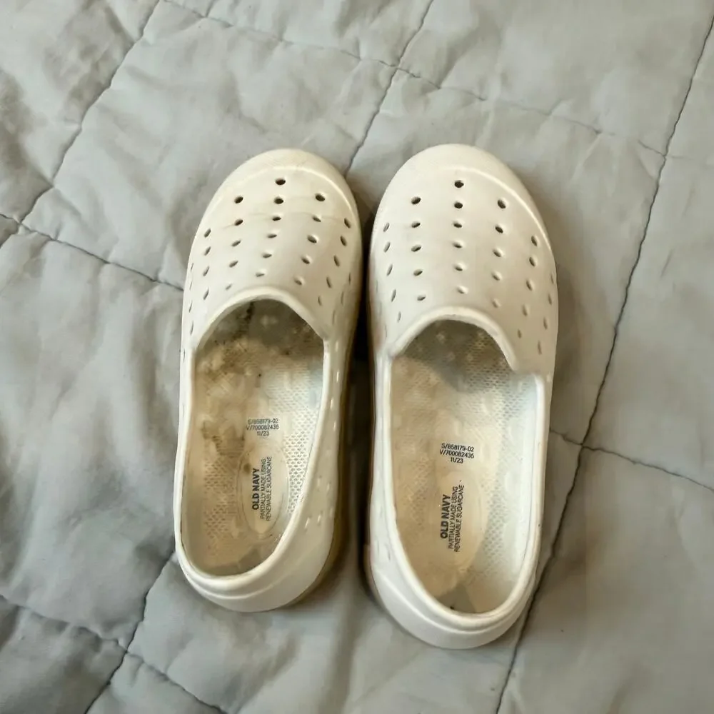 OId Navy White Perforated Rubber Water Shoes Slip Oh Sandals Little Kid 10 READ